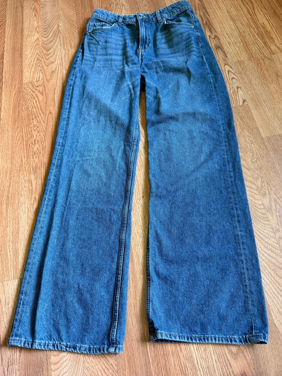 H&M Denim - H&M High Rise Jeans 6/28